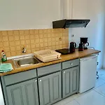Litsa Pefkari