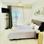 Litsa Apartment Pefkari