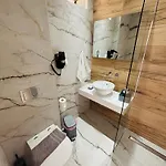 Litsa Apartment *