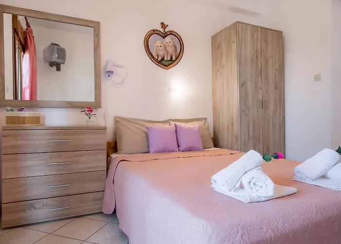 Litsa Apartman