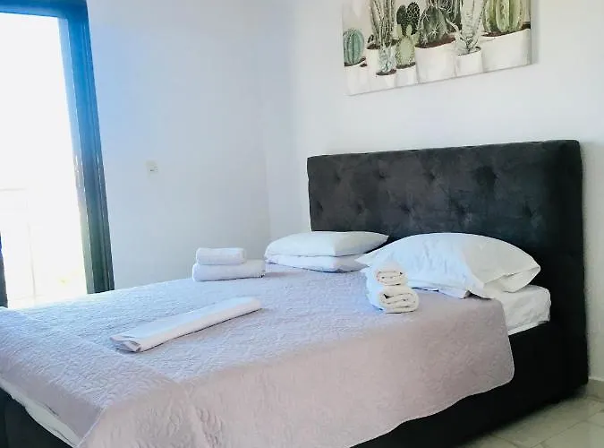 Litsa Apartman *