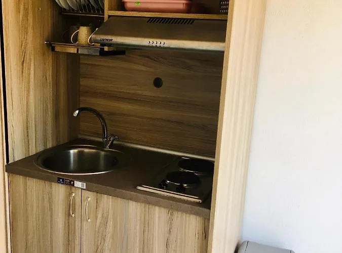 Litsa Apartman
